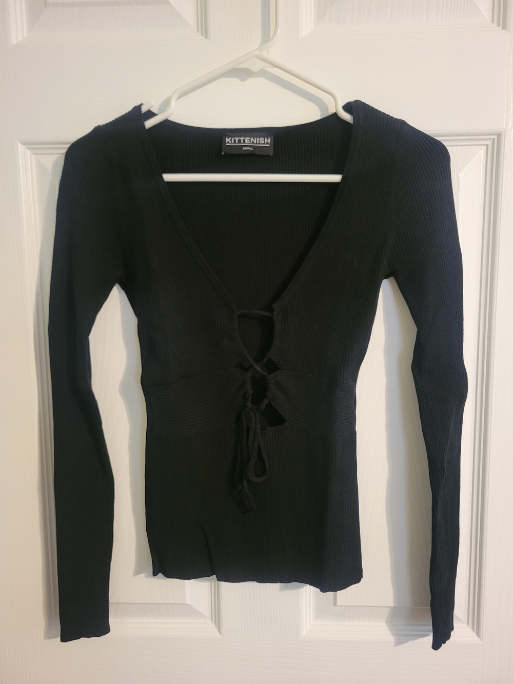 Kittenish Black Ribbed Tie-Front Long Sleeve Top